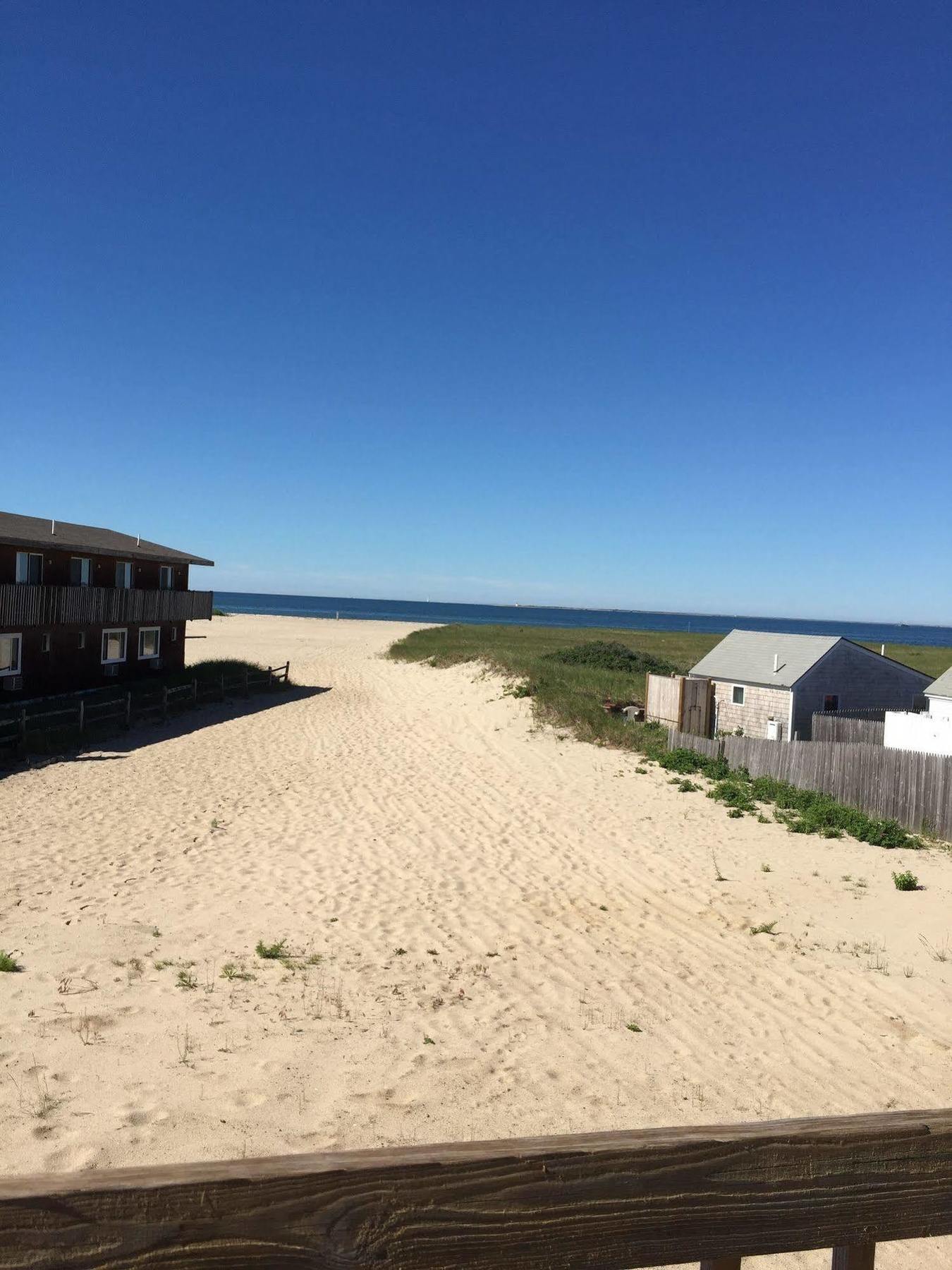 Beachfront White Sands Motel North Truro Exterior photo